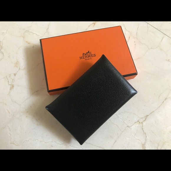 Hermes Accessories - Hermès Calvi Card Holder in Noir